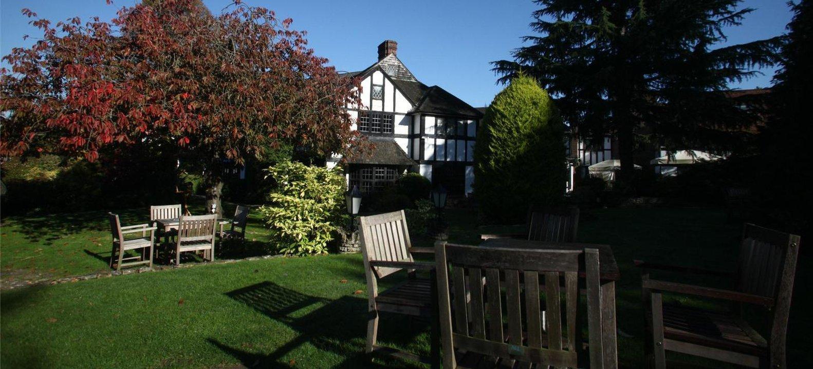 Thatchers East Horsley Dış mekan fotoğraf
