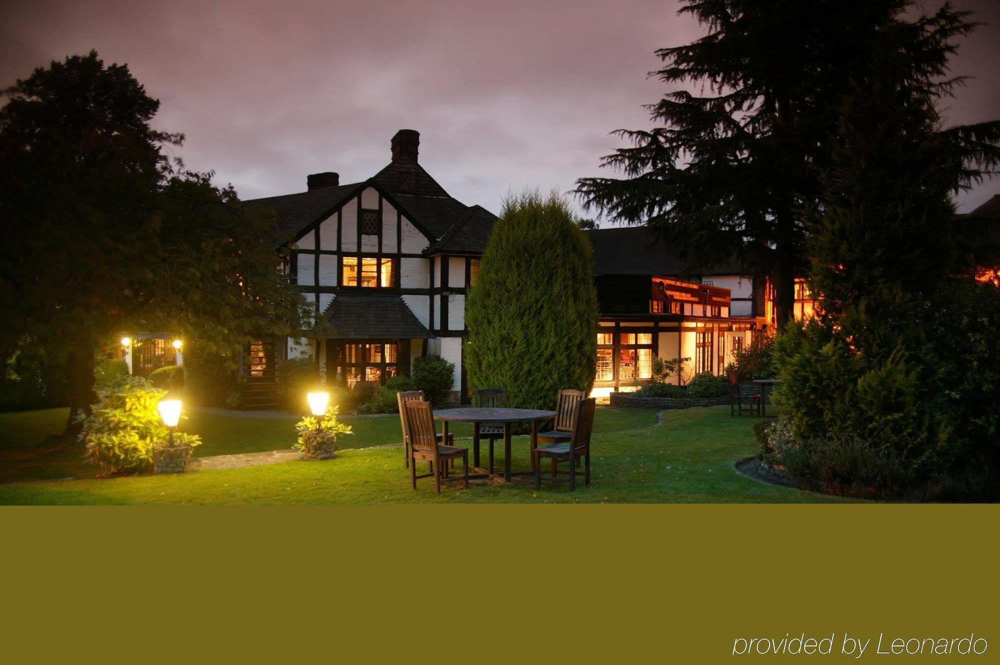Thatchers East Horsley Dış mekan fotoğraf